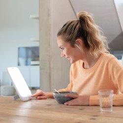 Beurer TL 35 - Kompakt Lysterapilampe